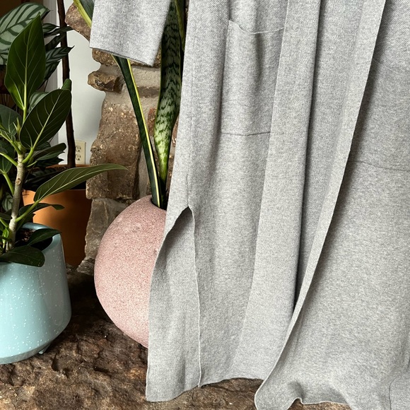 Long Cardigan - Picture 2 of 3